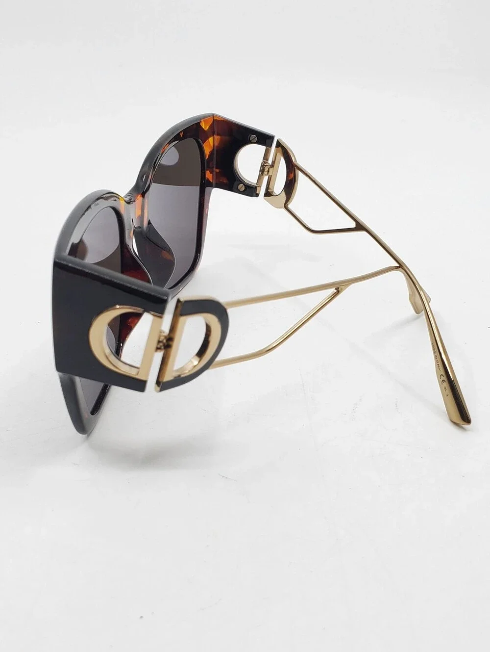 Dior 30 Montaigne SU Sunglasses